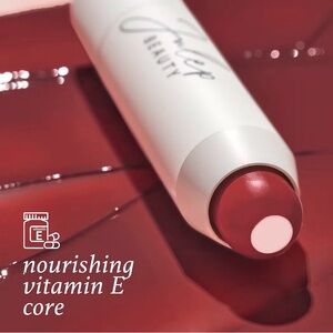 JULEP ITS BALM Cherry Wood with Vitamin E Core NATURAL GLOSS FINISH